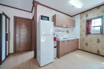 Danyang Wood Scented Pension Hotel Екстериор снимка